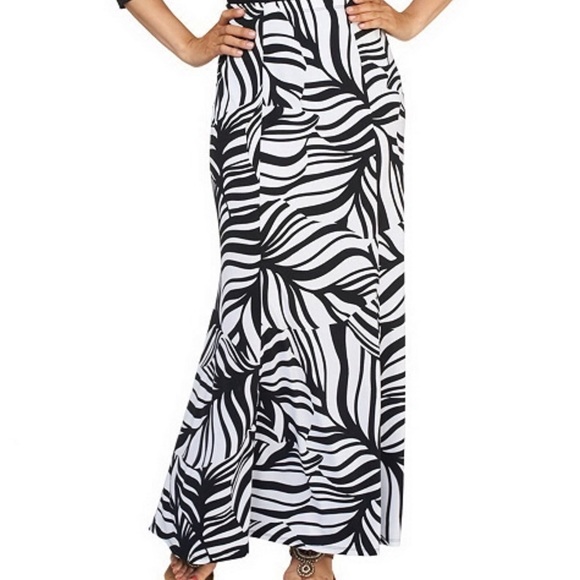 Susan Graver Dresses & Skirts - Susan Graver long maxi skirt NWOT XL